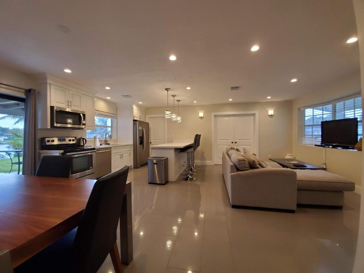 Lakefront Vacation Home - Sleeps 8 Davie Esterno foto
