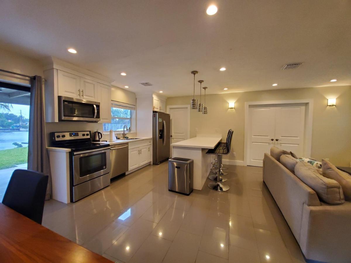 Lakefront Vacation Home - Sleeps 8 Davie Esterno foto